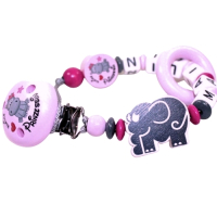 Personalisierte Schnullerkette in Rosa mit Elefant- und Nilpferd-Motiven. Enthält Holzperlen, Namenswürfel und einen Clip mit "Prinzessin"-Aufdruck. Sicher und dekorativ für Babys.